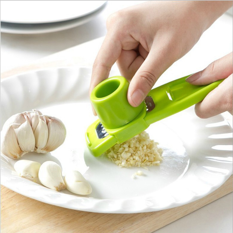 Kitchen Gadgets Gifts - 1 opakowanie Mini młynek do czosnku