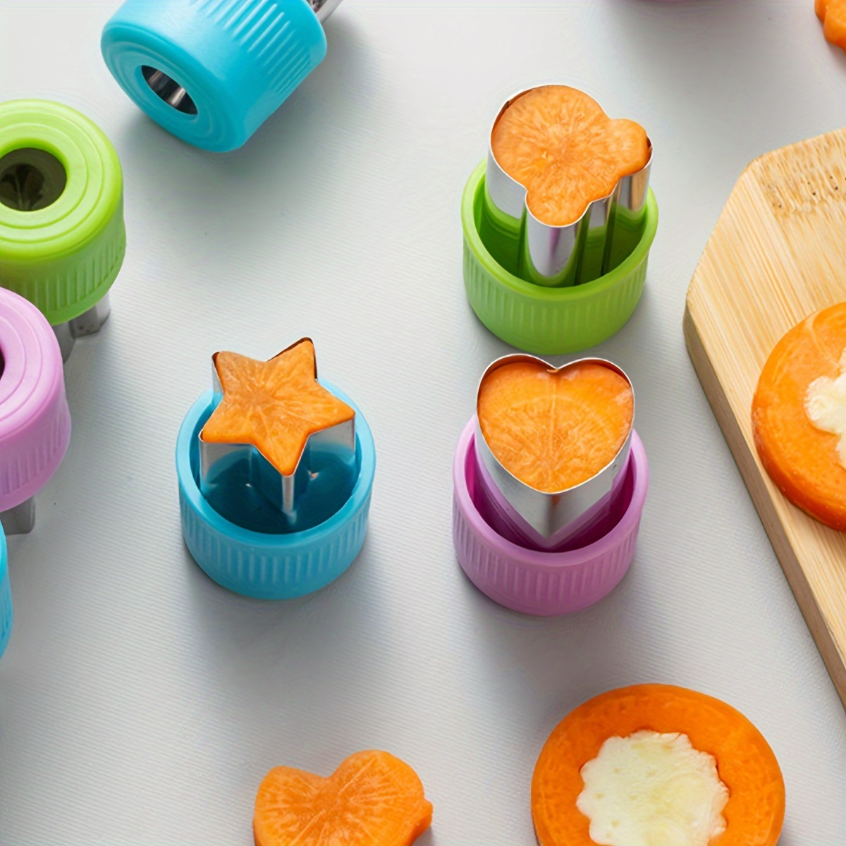 Kitchen Gadgets Vegetable Cutter - Wykrawacz do warzyw w kształcie gwiazdy